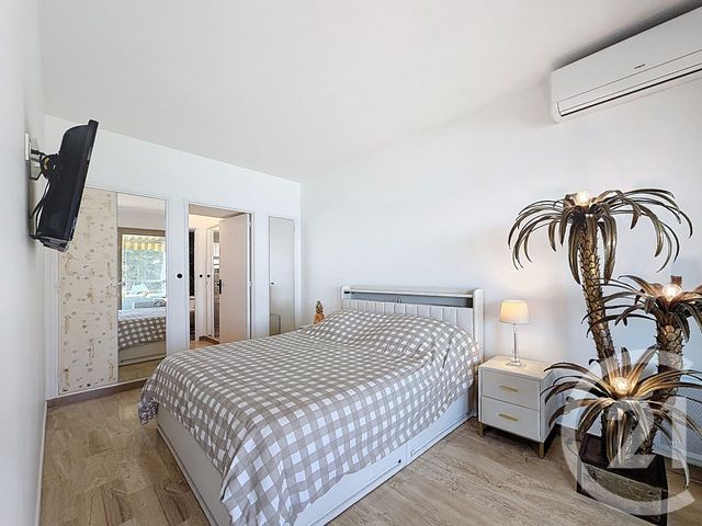 Appartement F3 à vendre - 3 pièces - 57.0 m2 - VILLENEUVE LOUBET - 06 - PROVENCE-ALPES-COTE-D-AZUR - Century 21 Marina Baie Des Anges
