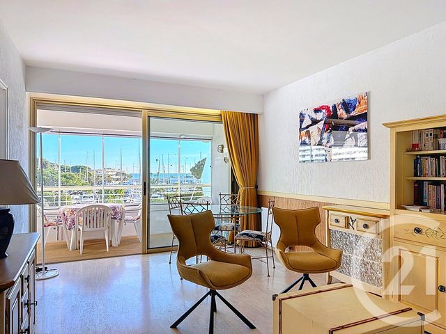 Appartement T3 à vendre - 3 pièces - 55.0 m2 - VILLENEUVE LOUBET - 06 - PROVENCE-ALPES-COTE-D-AZUR - Century 21 Marina Baie Des Anges
