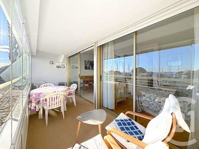 Appartement T3 à vendre - 3 pièces - 55.0 m2 - VILLENEUVE LOUBET - 06 - PROVENCE-ALPES-COTE-D-AZUR - Century 21 Marina Baie Des Anges