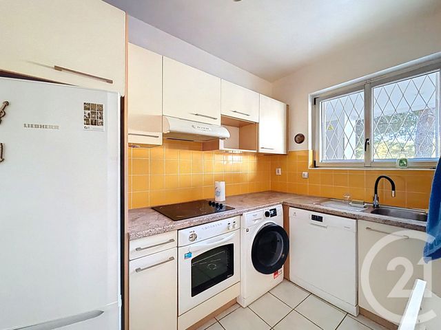 Appartement T3 à vendre - 3 pièces - 55.0 m2 - VILLENEUVE LOUBET - 06 - PROVENCE-ALPES-COTE-D-AZUR - Century 21 Marina Baie Des Anges