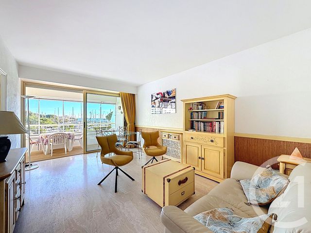 Appartement T3 à vendre - 3 pièces - 55.0 m2 - VILLENEUVE LOUBET - 06 - PROVENCE-ALPES-COTE-D-AZUR - Century 21 Marina Baie Des Anges