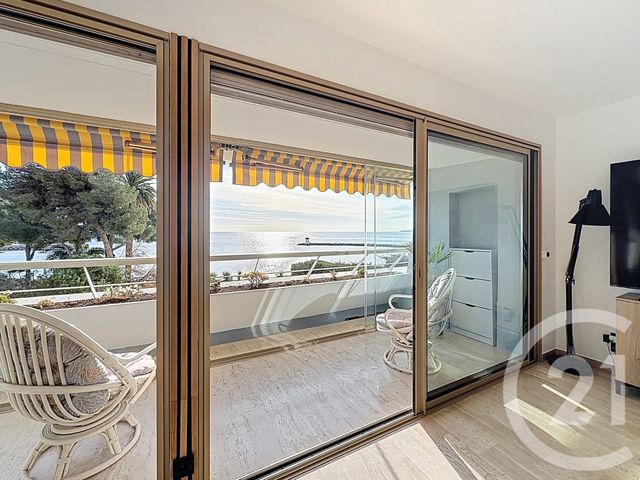 Appartement F3 à vendre - 3 pièces - 57.0 m2 - VILLENEUVE LOUBET - 06 - PROVENCE-ALPES-COTE-D-AZUR - Century 21 Marina Baie Des Anges