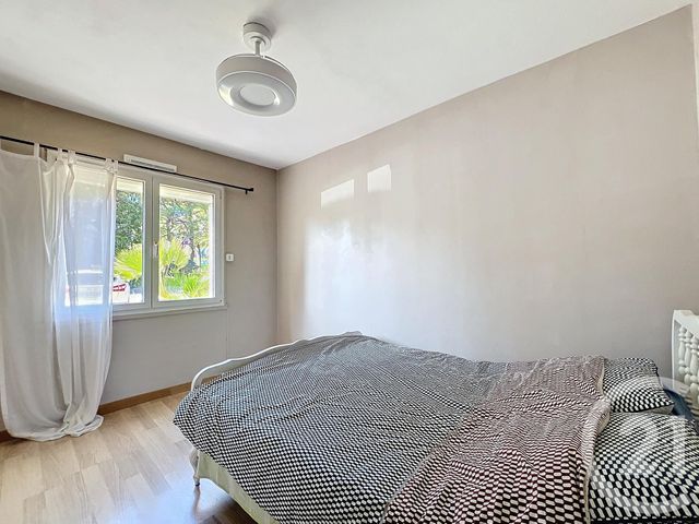 Appartement T2 à louer - 2 pièces - 52.0 m2 - VILLENEUVE LOUBET - 06 - PROVENCE-ALPES-COTE-D-AZUR - Century 21 Marina Baie Des Anges