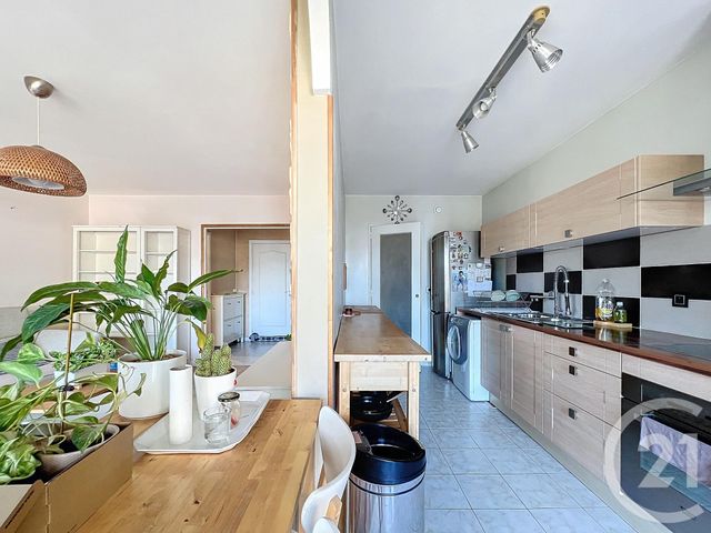 Appartement T2 à louer - 2 pièces - 52.0 m2 - VILLENEUVE LOUBET - 06 - PROVENCE-ALPES-COTE-D-AZUR - Century 21 Marina Baie Des Anges