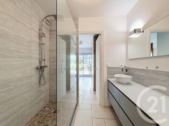 Appartement F4 à vendre - 4 pièces - 95.0 m2 - VILLENEUVE LOUBET - 06 - PROVENCE-ALPES-COTE-D-AZUR - Century 21 Marina Baie Des Anges