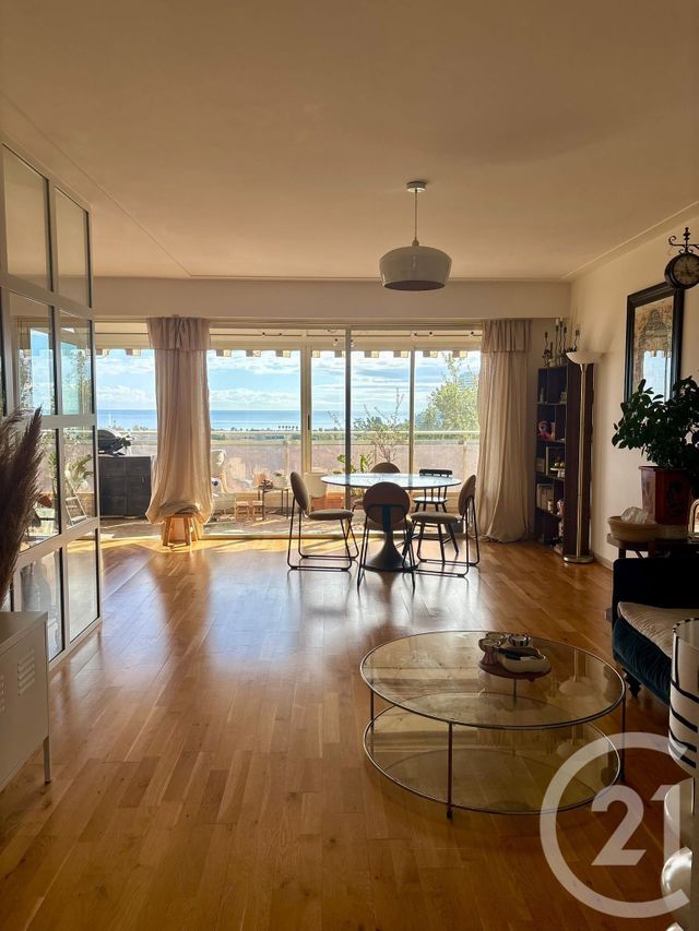 Appartement F3 à vendre - 3 pièces - 75.47 m2 - VILLENEUVE LOUBET - 06 - PROVENCE-ALPES-COTE-D-AZUR - Century 21 Marina Baie Des Anges