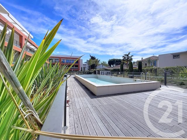 Appartement T3 à vendre - 3 pièces - 70.0 m2 - VILLENEUVE LOUBET - 06 - PROVENCE-ALPES-COTE-D-AZUR - Century 21 Marina Baie Des Anges