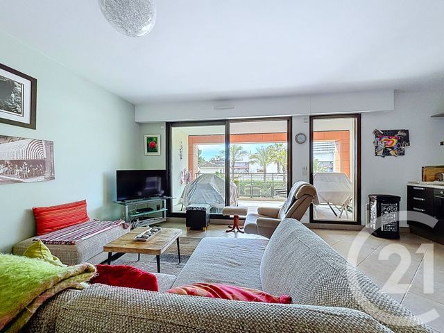 Appartement T3 à vendre - 3 pièces - 70.0 m2 - VILLENEUVE LOUBET - 06 - PROVENCE-ALPES-COTE-D-AZUR - Century 21 Marina Baie Des Anges