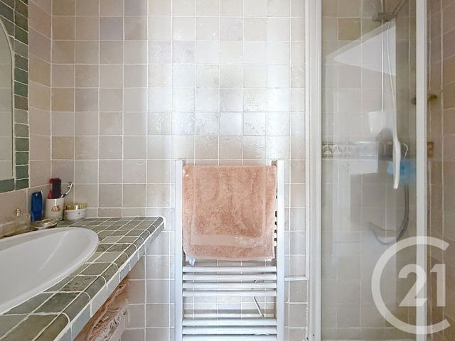 maison à vendre - 5 pièces - 101.36 m2 - VILLENEUVE LOUBET - 06 - PROVENCE-ALPES-COTE-D-AZUR - Century 21 Marina Baie Des Anges