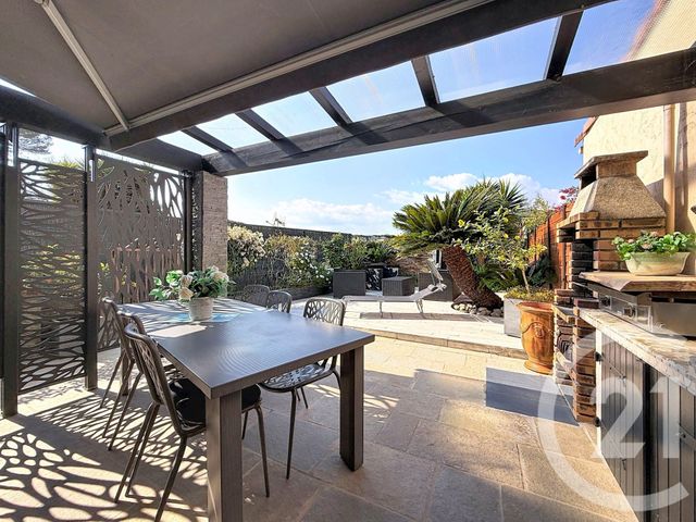 maison à vendre - 5 pièces - 101.36 m2 - VILLENEUVE LOUBET - 06 - PROVENCE-ALPES-COTE-D-AZUR - Century 21 Marina Baie Des Anges