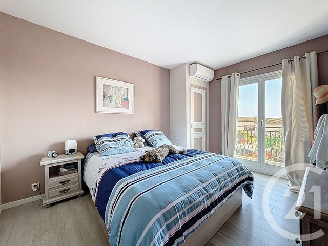 maison à vendre - 5 pièces - 101.36 m2 - VILLENEUVE LOUBET - 06 - PROVENCE-ALPES-COTE-D-AZUR - Century 21 Marina Baie Des Anges