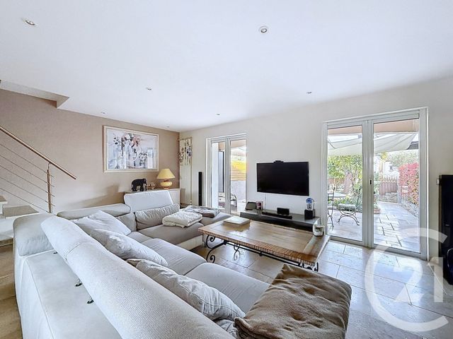 maison à vendre - 5 pièces - 101.36 m2 - VILLENEUVE LOUBET - 06 - PROVENCE-ALPES-COTE-D-AZUR - Century 21 Marina Baie Des Anges