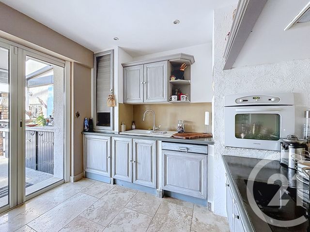 maison à vendre - 5 pièces - 101.36 m2 - VILLENEUVE LOUBET - 06 - PROVENCE-ALPES-COTE-D-AZUR - Century 21 Marina Baie Des Anges