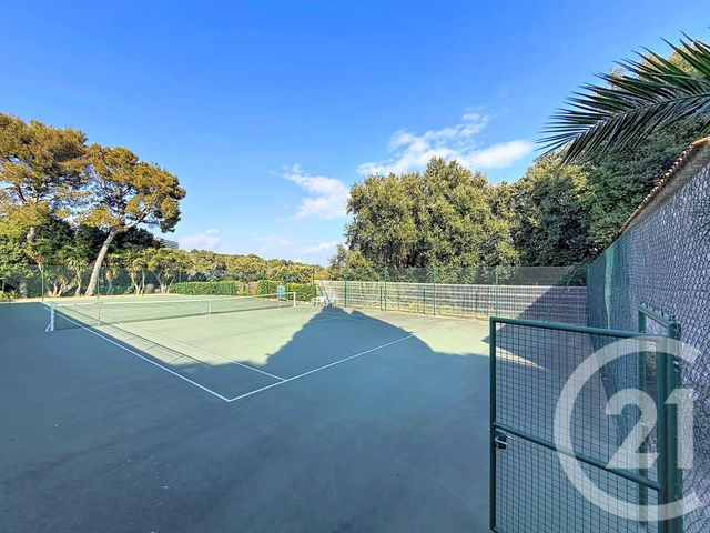 maison à vendre - 5 pièces - 101.36 m2 - VILLENEUVE LOUBET - 06 - PROVENCE-ALPES-COTE-D-AZUR - Century 21 Marina Baie Des Anges