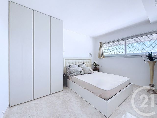 Appartement T3 à vendre - 3 pièces - 106.0 m2 - VILLENEUVE LOUBET - 06 - PROVENCE-ALPES-COTE-D-AZUR - Century 21 Marina Baie Des Anges