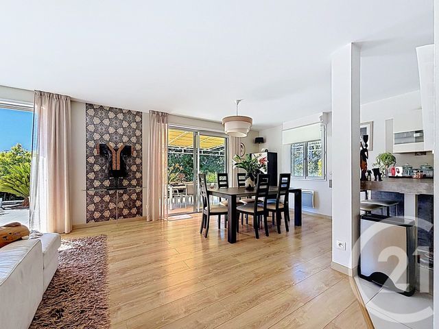 maison à vendre - 5 pièces - 109.46 m2 - CAGNES SUR MER - 06 - PROVENCE-ALPES-COTE-D-AZUR - Century 21 Marina Baie Des Anges