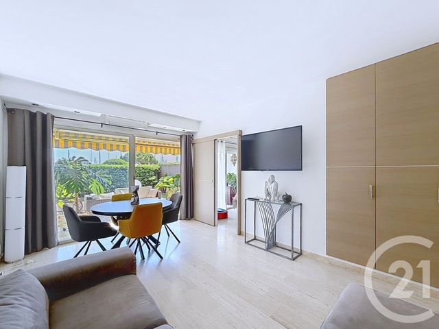 Appartement T3 à vendre - 3 pièces - 56.0 m2 - VILLENEUVE LOUBET - 06 - PROVENCE-ALPES-COTE-D-AZUR - Century 21 Marina Baie Des Anges