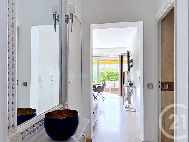 Appartement T3 à vendre - 3 pièces - 56.0 m2 - VILLENEUVE LOUBET - 06 - PROVENCE-ALPES-COTE-D-AZUR - Century 21 Marina Baie Des Anges