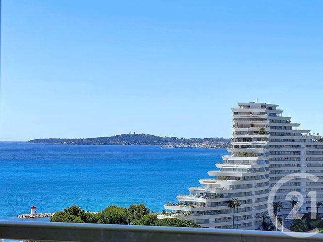 Appartement F4 à vendre - 4 pièces - 105.64 m2 - VILLENEUVE LOUBET - 06 - PROVENCE-ALPES-COTE-D-AZUR - Century 21 Marina Baie Des Anges