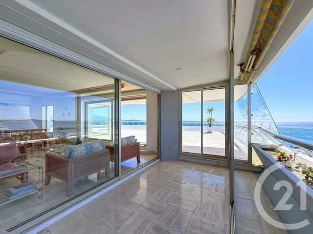 Appartement F4 à vendre - 4 pièces - 105.64 m2 - VILLENEUVE LOUBET - 06 - PROVENCE-ALPES-COTE-D-AZUR - Century 21 Marina Baie Des Anges