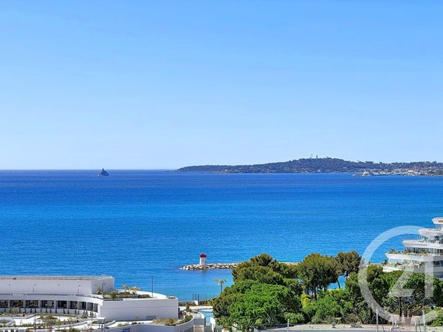 Appartement F4 à vendre - 4 pièces - 105.64 m2 - VILLENEUVE LOUBET - 06 - PROVENCE-ALPES-COTE-D-AZUR - Century 21 Marina Baie Des Anges