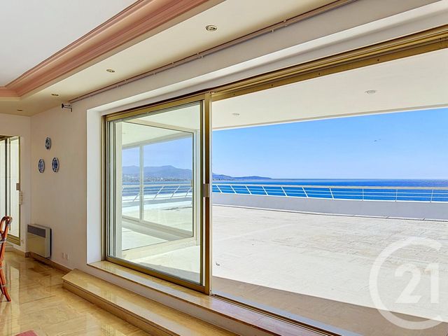 Appartement F4 à vendre - 4 pièces - 105.64 m2 - VILLENEUVE LOUBET - 06 - PROVENCE-ALPES-COTE-D-AZUR - Century 21 Marina Baie Des Anges