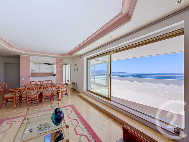 Appartement F4 à vendre - 4 pièces - 105.64 m2 - VILLENEUVE LOUBET - 06 - PROVENCE-ALPES-COTE-D-AZUR - Century 21 Marina Baie Des Anges
