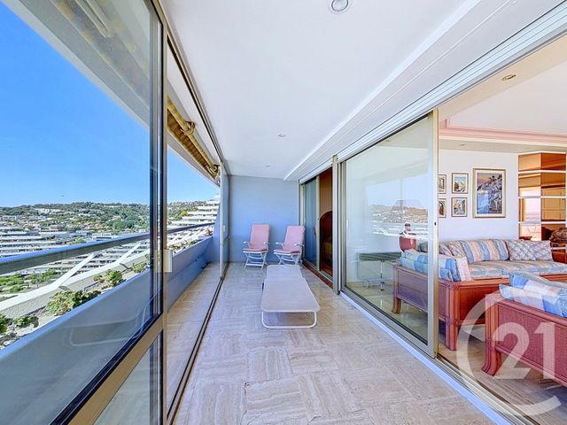 Appartement F4 à vendre - 4 pièces - 105.64 m2 - VILLENEUVE LOUBET - 06 - PROVENCE-ALPES-COTE-D-AZUR - Century 21 Marina Baie Des Anges