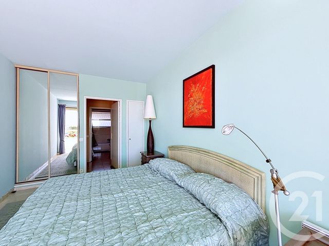 Appartement F2 à vendre - 2 pièces - 53.56 m2 - VILLENEUVE LOUBET - 06 - PROVENCE-ALPES-COTE-D-AZUR - Century 21 Marina Baie Des Anges
