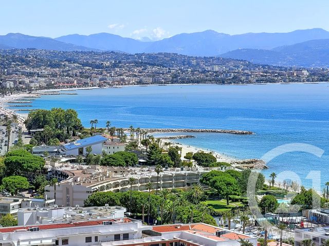 Appartement T2 à vendre - 2 pièces - 46.0 m2 - VILLENEUVE LOUBET - 06 - PROVENCE-ALPES-COTE-D-AZUR - Century 21 Marina Baie Des Anges