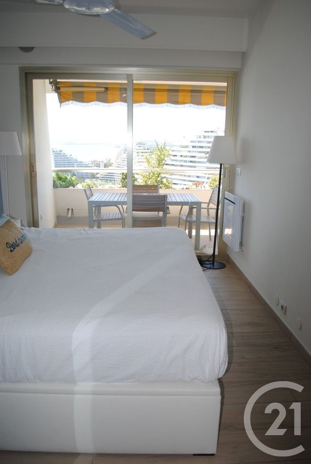 Appartement T2 à vendre - 2 pièces - 46.0 m2 - VILLENEUVE LOUBET - 06 - PROVENCE-ALPES-COTE-D-AZUR - Century 21 Marina Baie Des Anges
