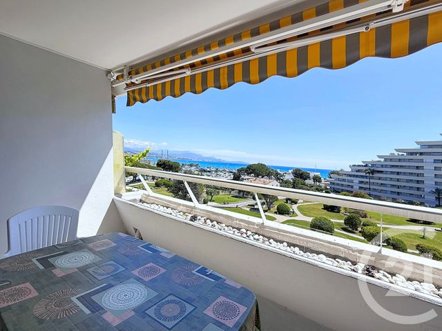 Appartement Studio Cabine à vendre - 1 pièce - 26.39 m2 - VILLENEUVE LOUBET - 06 - PROVENCE-ALPES-COTE-D-AZUR - Century 21 Marina Baie Des Anges