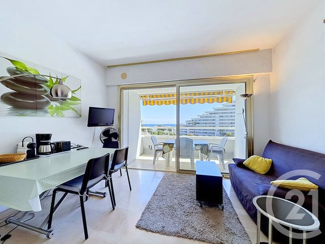 Appartement Studio Cabine à vendre - 1 pièce - 26.39 m2 - VILLENEUVE LOUBET - 06 - PROVENCE-ALPES-COTE-D-AZUR - Century 21 Marina Baie Des Anges
