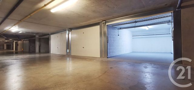 parking à vendre - 21.0 m2 - VILLENEUVE LOUBET - 06 - PROVENCE-ALPES-COTE-D-AZUR - Century 21 Marina Baie Des Anges