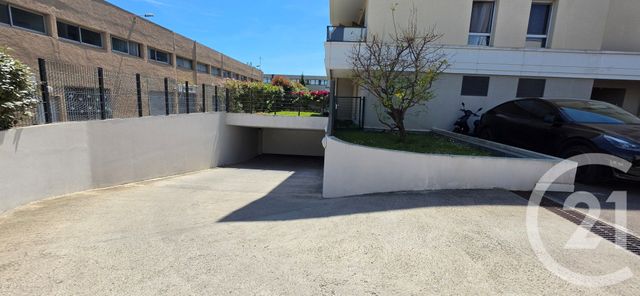 parking à vendre - 21.0 m2 - VILLENEUVE LOUBET - 06 - PROVENCE-ALPES-COTE-D-AZUR - Century 21 Marina Baie Des Anges