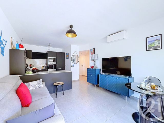 Appartement F2 à vendre - 2 pièces - 44.0 m2 - VILLENEUVE LOUBET - 06 - PROVENCE-ALPES-COTE-D-AZUR - Century 21 Marina Baie Des Anges