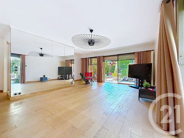 Appartement F3 à vendre - 3 pièces - 79.17 m2 - VILLENEUVE LOUBET - 06 - PROVENCE-ALPES-COTE-D-AZUR - Century 21 Marina Baie Des Anges