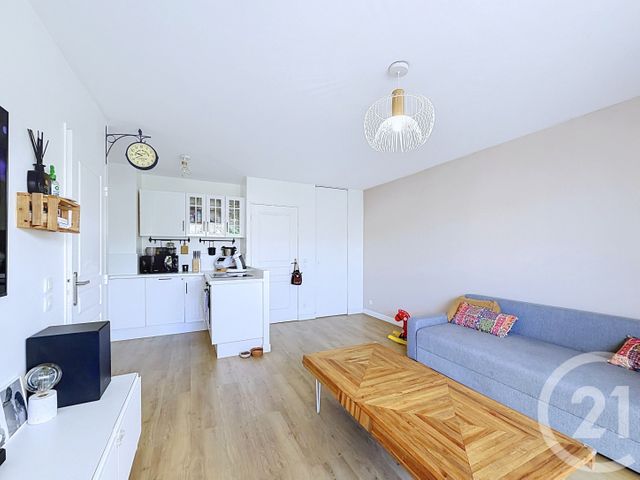 Appartement T2 à vendre - 2 pièces - 45.0 m2 - VILLENEUVE LOUBET - 06 - PROVENCE-ALPES-COTE-D-AZUR - Century 21 Marina Baie Des Anges