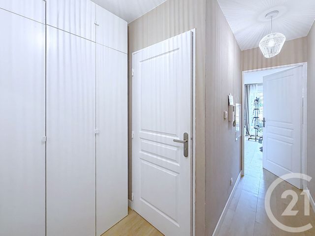 Appartement T2 à vendre - 2 pièces - 45.0 m2 - VILLENEUVE LOUBET - 06 - PROVENCE-ALPES-COTE-D-AZUR - Century 21 Marina Baie Des Anges