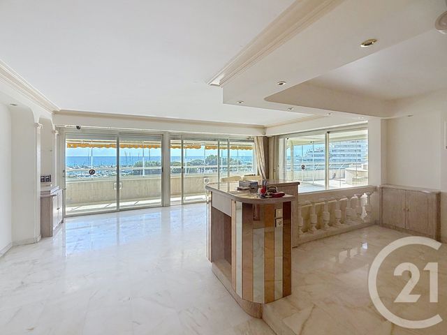 Appartement F4 à vendre - 4 pièces - 115.81 m2 - VILLENEUVE LOUBET - 06 - PROVENCE-ALPES-COTE-D-AZUR - Century 21 Marina Baie Des Anges
