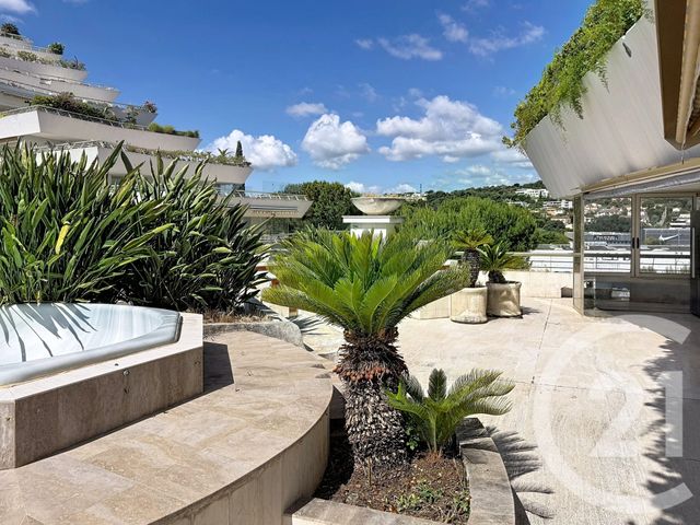 Appartement F4 à vendre - 4 pièces - 115.81 m2 - VILLENEUVE LOUBET - 06 - PROVENCE-ALPES-COTE-D-AZUR - Century 21 Marina Baie Des Anges