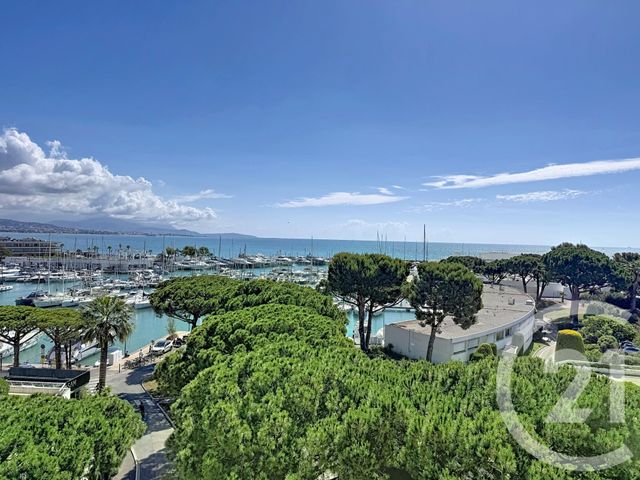 Appartement F4 à vendre - 4 pièces - 115.81 m2 - VILLENEUVE LOUBET - 06 - PROVENCE-ALPES-COTE-D-AZUR - Century 21 Marina Baie Des Anges