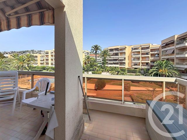 Appartement T2 à louer - 2 pièces - 35.0 m2 - LE GOLFE JUAN - 06 - PROVENCE-ALPES-COTE-D-AZUR - Century 21 Marina Baie Des Anges