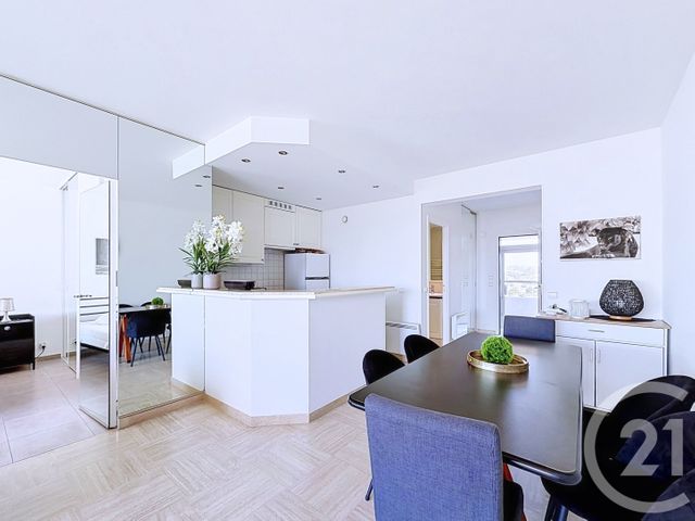 Appartement T3 à vendre - 3 pièces - 60.0 m2 - VILLENEUVE LOUBET - 06 - PROVENCE-ALPES-COTE-D-AZUR - Century 21 Marina Baie Des Anges
