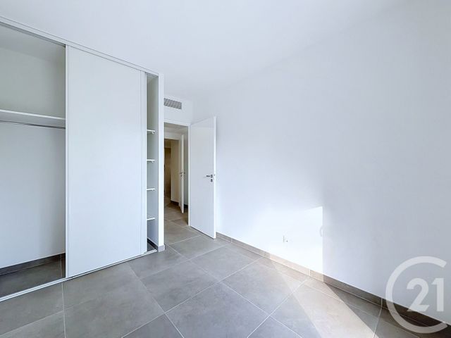 Appartement T3 à louer - 3 pièces - 57.0 m2 - VILLENEUVE LOUBET - 06 - PROVENCE-ALPES-COTE-D-AZUR - Century 21 Marina Baie Des Anges