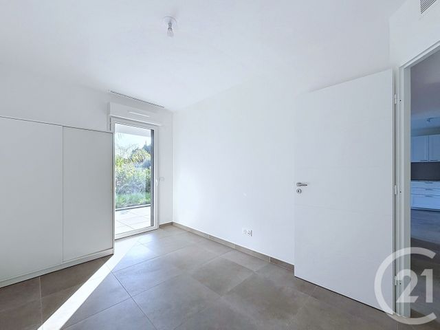 Appartement T3 à louer - 3 pièces - 57.0 m2 - VILLENEUVE LOUBET - 06 - PROVENCE-ALPES-COTE-D-AZUR - Century 21 Marina Baie Des Anges