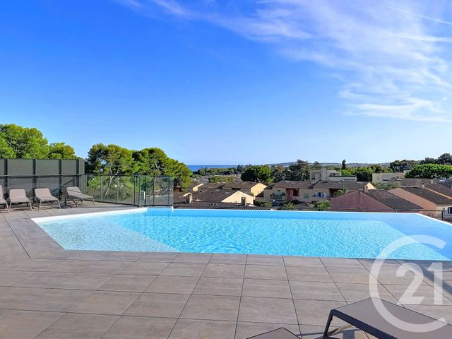 Appartement T3 à louer - 3 pièces - 57.0 m2 - VILLENEUVE LOUBET - 06 - PROVENCE-ALPES-COTE-D-AZUR - Century 21 Marina Baie Des Anges