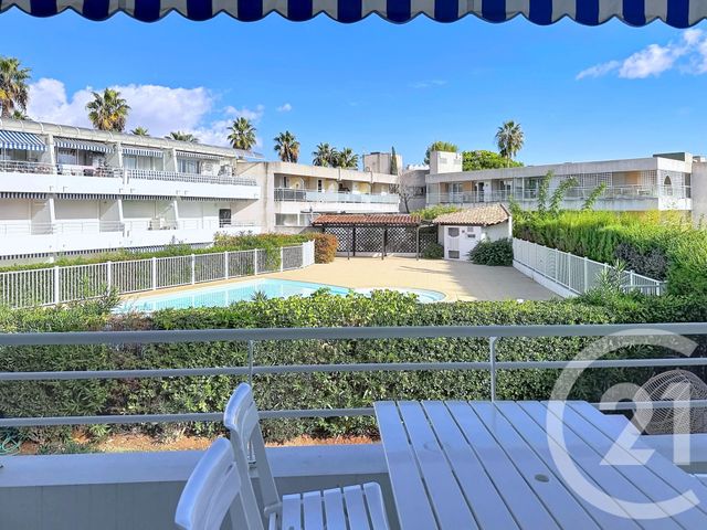 Appartement Studio Cabine à louer - 1 pièce - 24.66 m2 - VILLENEUVE LOUBET - 06 - PROVENCE-ALPES-COTE-D-AZUR - Century 21 Marina Baie Des Anges