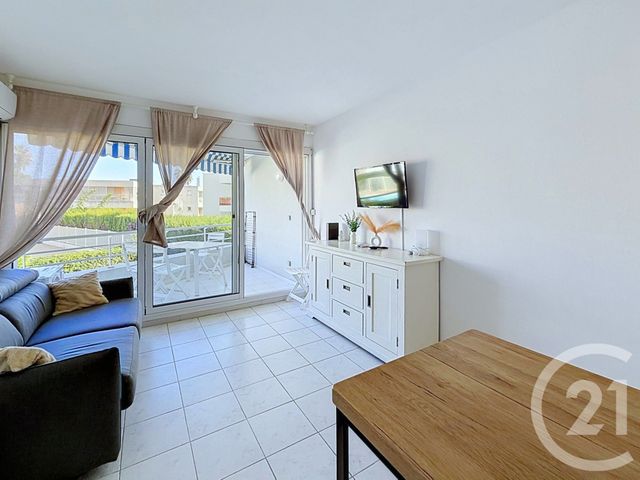 Appartement Studio Cabine à louer - 1 pièce - 24.66 m2 - VILLENEUVE LOUBET - 06 - PROVENCE-ALPES-COTE-D-AZUR - Century 21 Marina Baie Des Anges