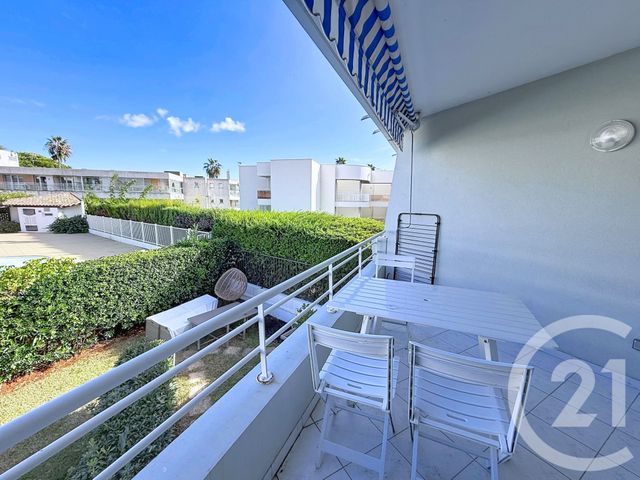 Appartement Studio Cabine à louer - 1 pièce - 24.66 m2 - VILLENEUVE LOUBET - 06 - PROVENCE-ALPES-COTE-D-AZUR - Century 21 Marina Baie Des Anges